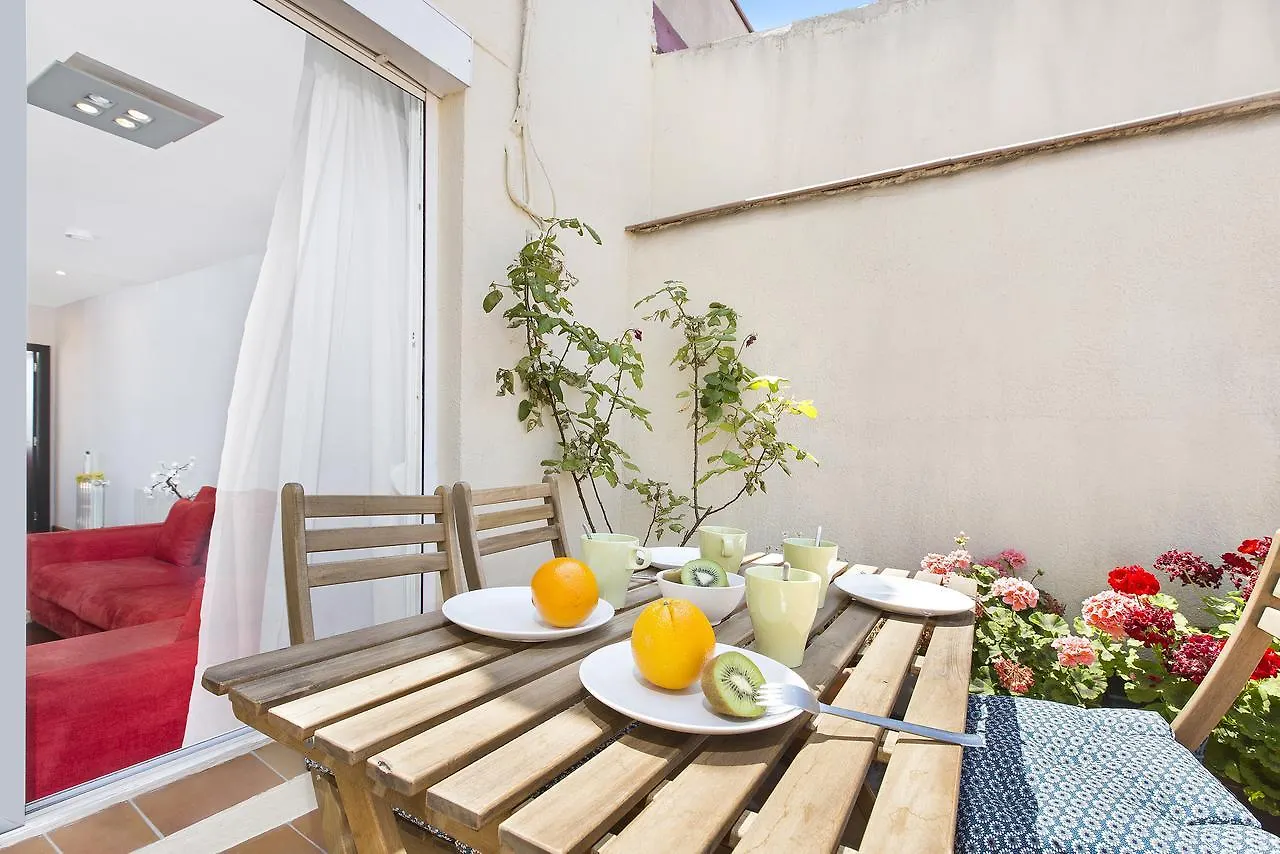 Atic Barcelona Apartment